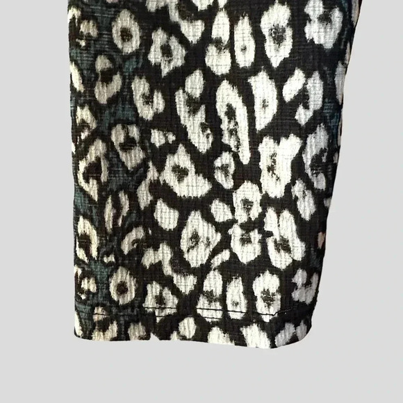 ZARA | NWOT | ANIMAL PRINT LONG SLEEVED DRESS | SIZE: MEDIUM - Picture 5 of 11